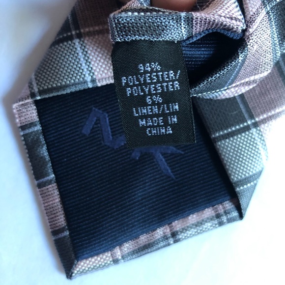 Michael Kors Men’s Polyester & Linen Tie - Picture 5 of 6